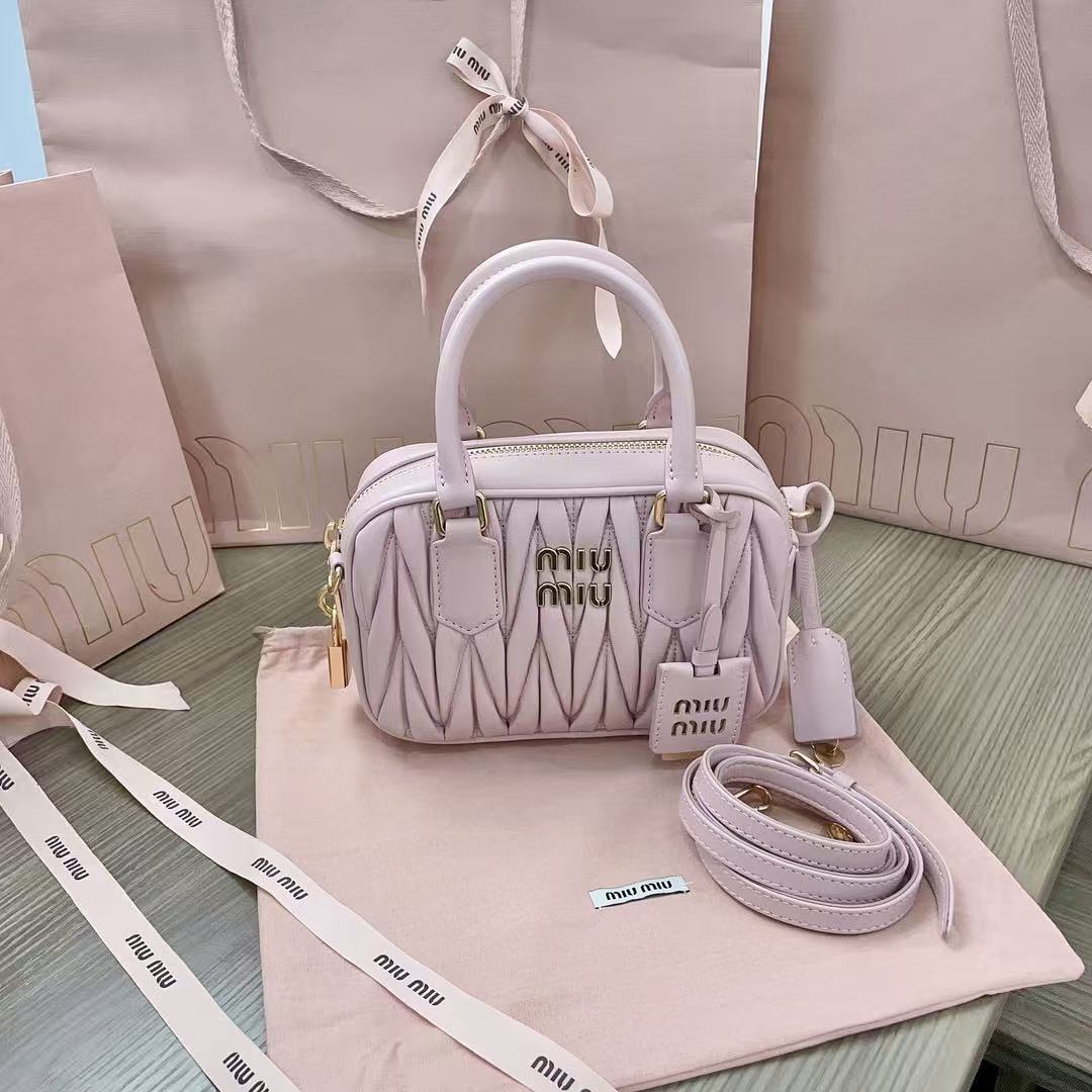 c72e1585d3a10e91e77f08a5a06ebbbd